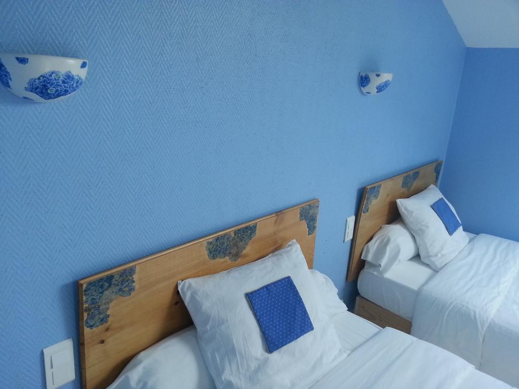 Chambres D'Hotes Au Grillon Dort Moustey Phòng bức ảnh